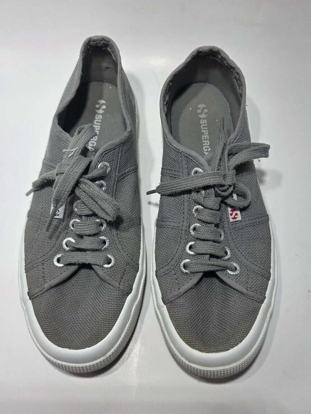 Superga pre owned
